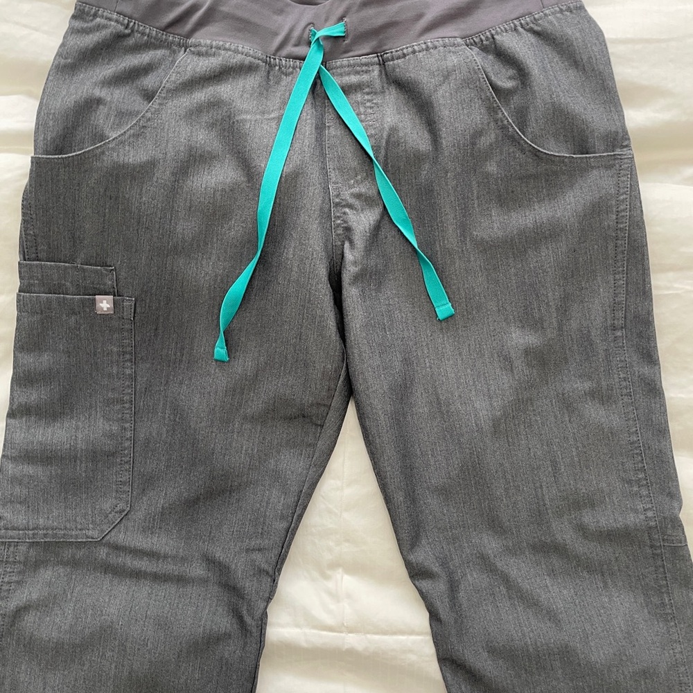 Figs womens Graphite Kade scrub bottoms Teal Drawstring